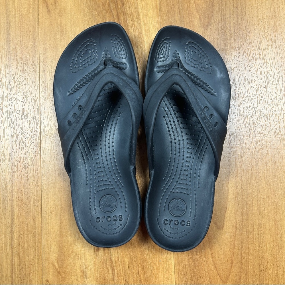 Crocs Womens Black Flip Flop Sandals W7 Lightweight Comfort Casual Summer Wear!!